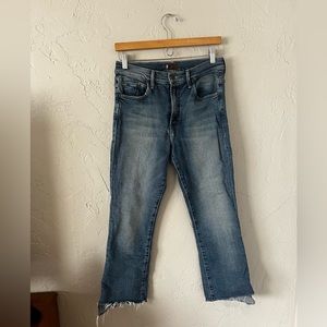 Mother The Insider Crop Step Fray in Night wash✨ Size 28